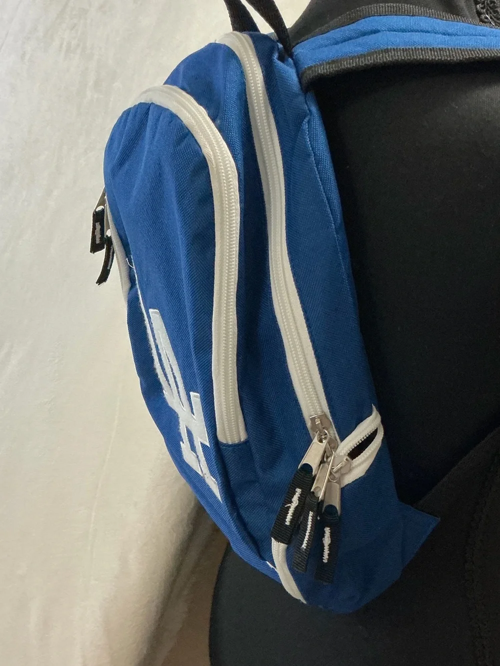 No brand classic royal